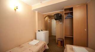 Гостиница Ripario Econom Отрадное Двухместный номер с 2 отдельными кроватями-35