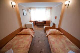Гостиница Ripario Econom Отрадное Стандартный двухместный номер с 2 отдельными кроватями-3